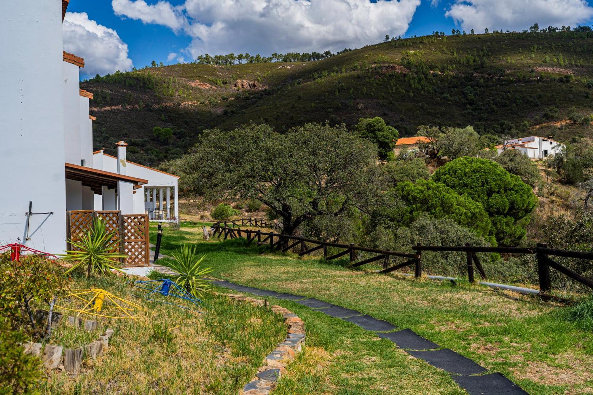 Complejo Los Veneros Santa Ana La Real Exteriér fotografie
